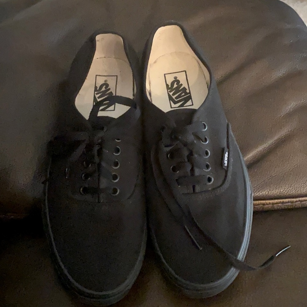 Black Vans Like new!!